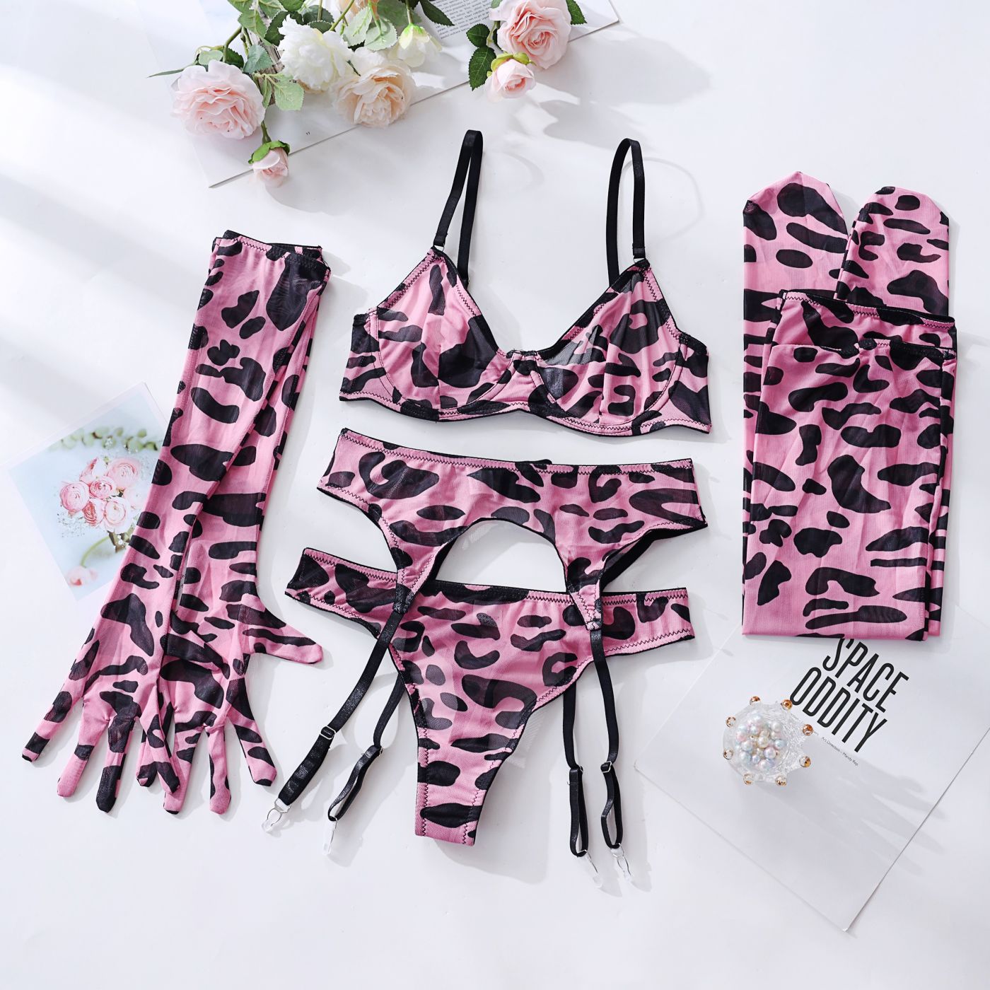 Lingerie Set with Gloves and Stockings - Mesh Printed Design eprolo