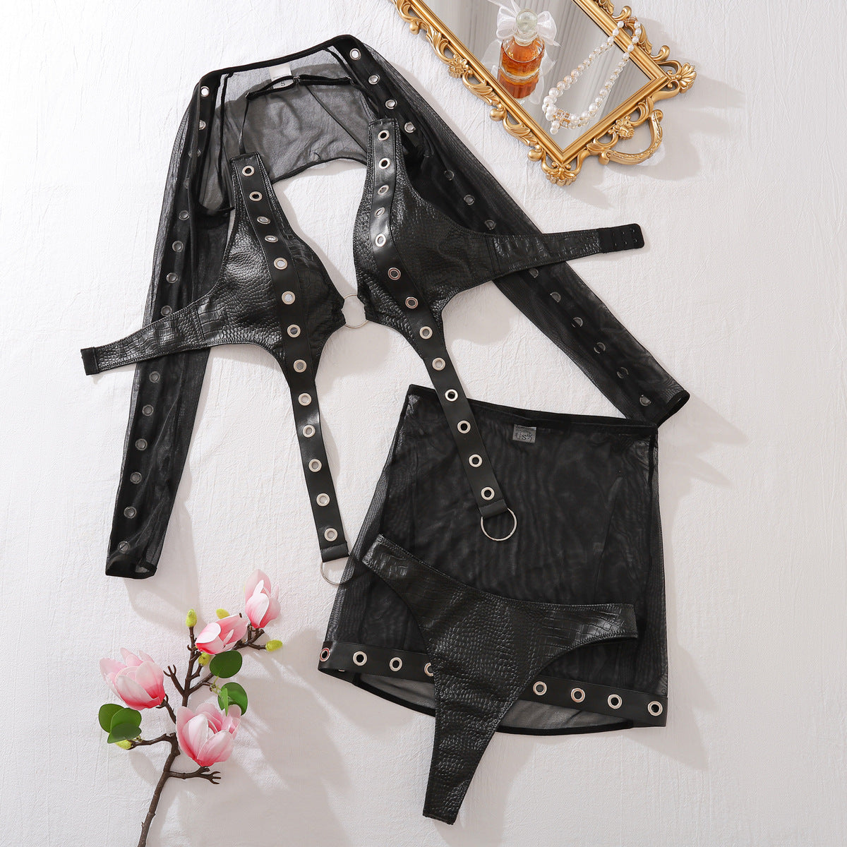 Fashion Splicing Metal Sexy Underwear Bag Hip Skirt Four Piece Set eprolo